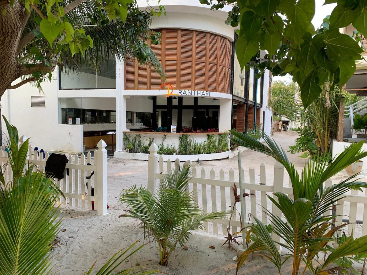 Ranthari Hotel And Spa Ukulhas Maldives Bagian luar foto