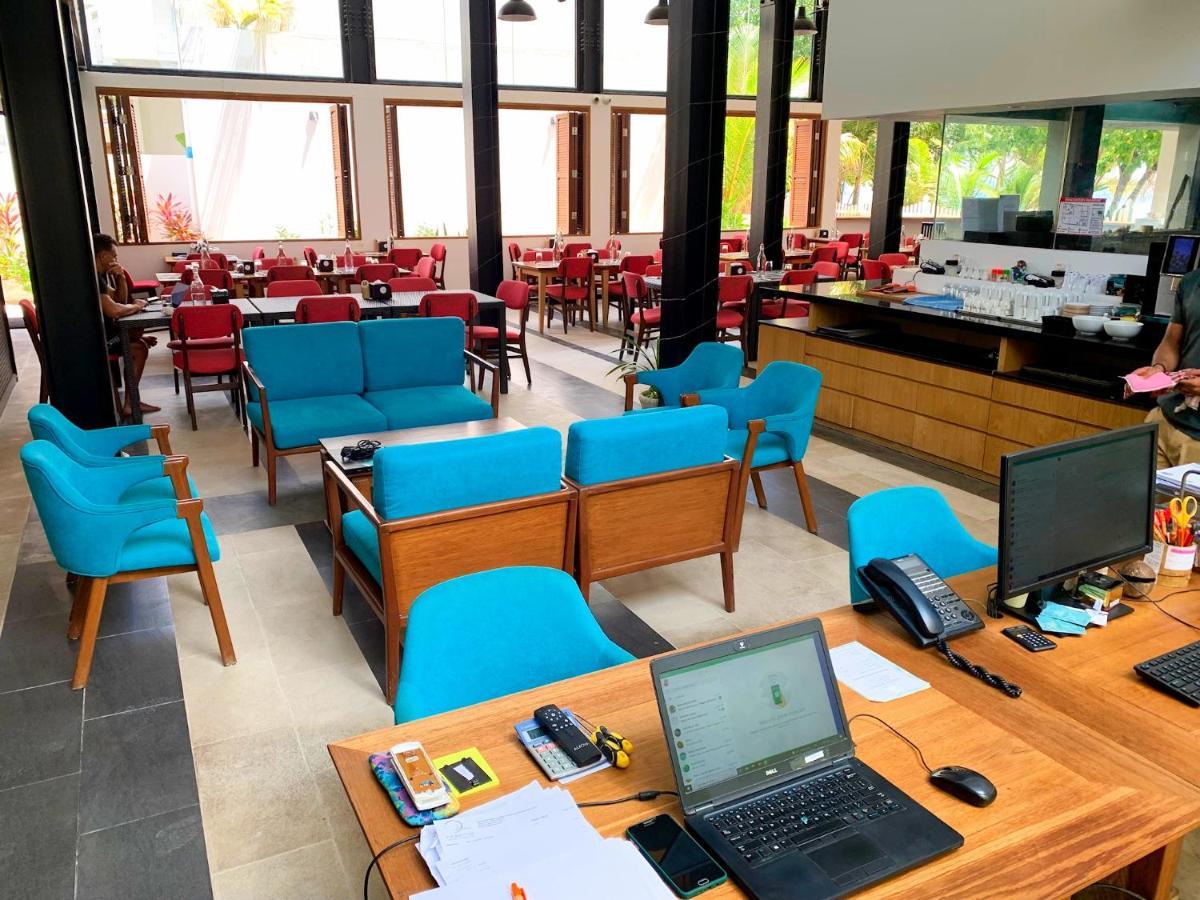 Ranthari Hotel And Spa Ukulhas Maldives Bagian luar foto